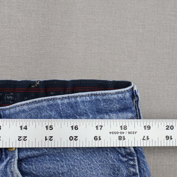 WRANGLER COMFORT 38x29 Denim Medium Wash Americana Preppy Classic Cabin Core - Picture 2 of 7